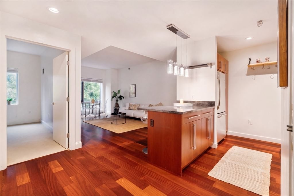 17 Otis Street #301 Cambridge — Photo 4 of 20