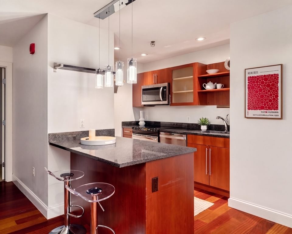 17 Otis Street #301 Cambridge — Photo 5 of 20