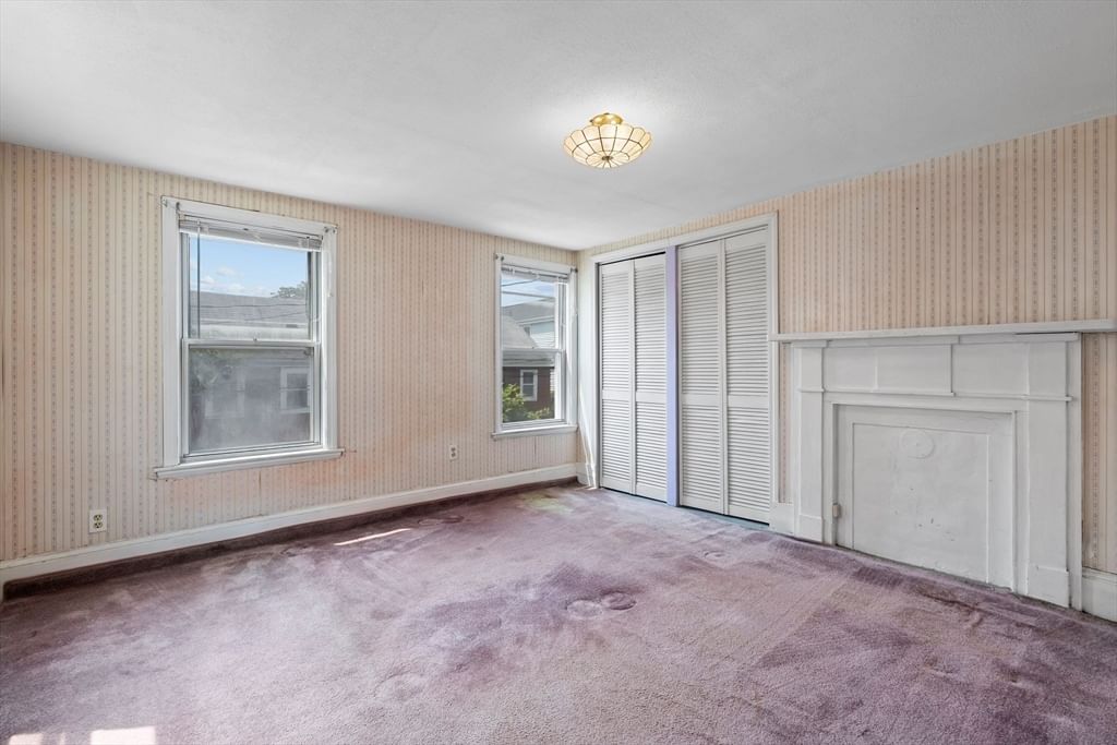 22-24 Greenview Avenue Boston — Photo 9 of 41