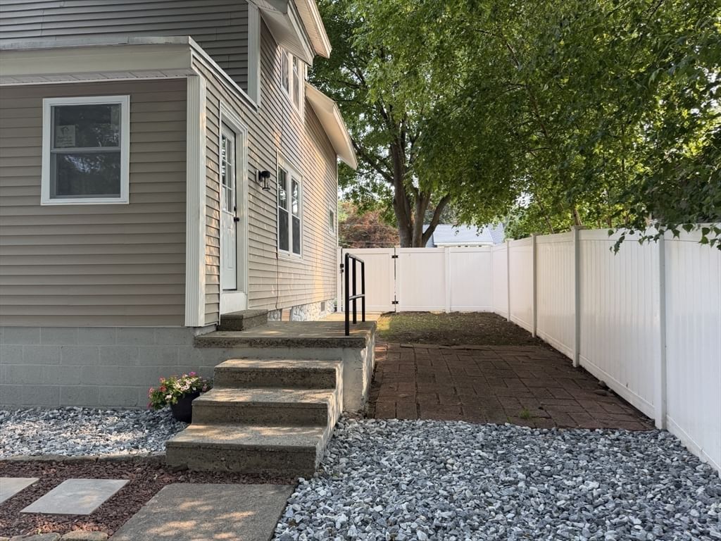 47 Ideal Rd Worcester — Photo 28 of 30
