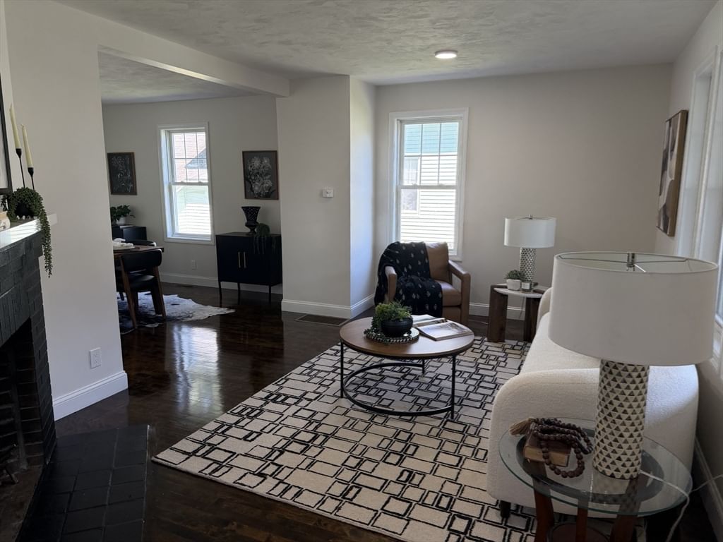 47 Ideal Rd Worcester — Photo 9 of 30