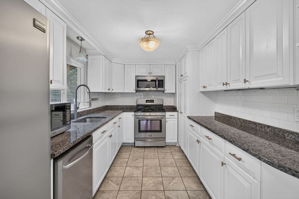 769 Potter Rd Framingham — Photo 10 of 37