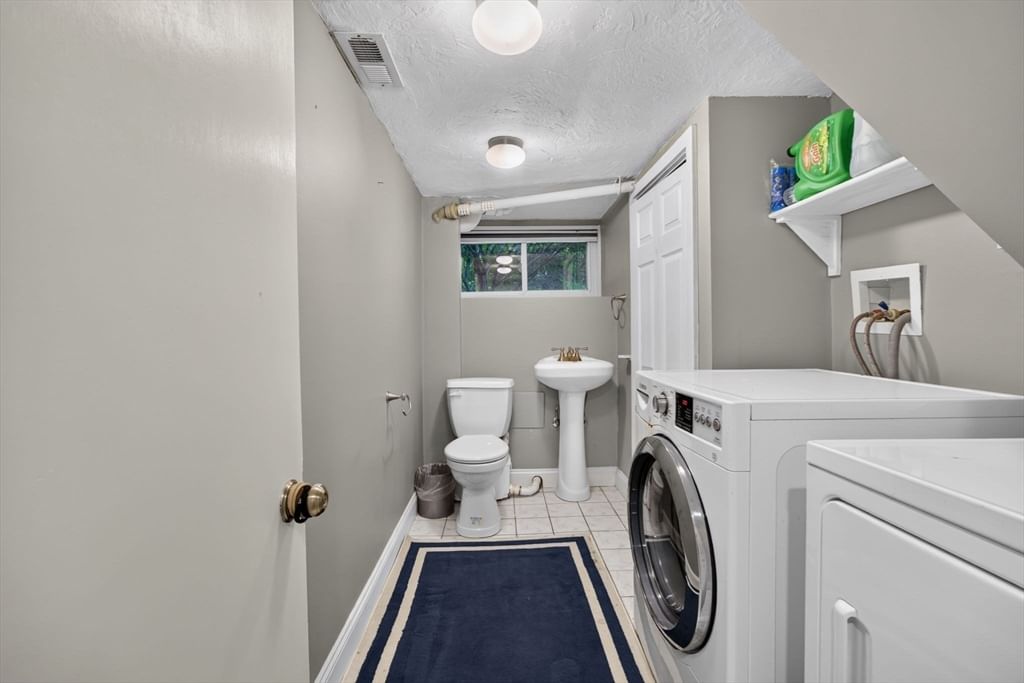 769 Potter Rd Framingham — Photo 22 of 37