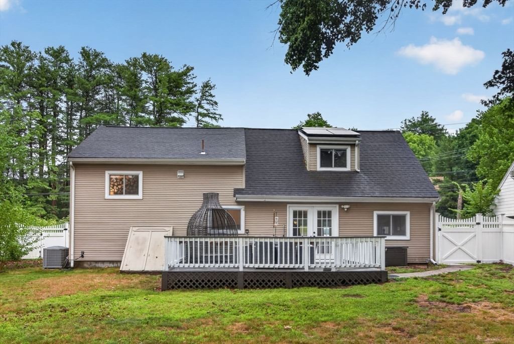 769 Potter Rd Framingham — Photo 27 of 37