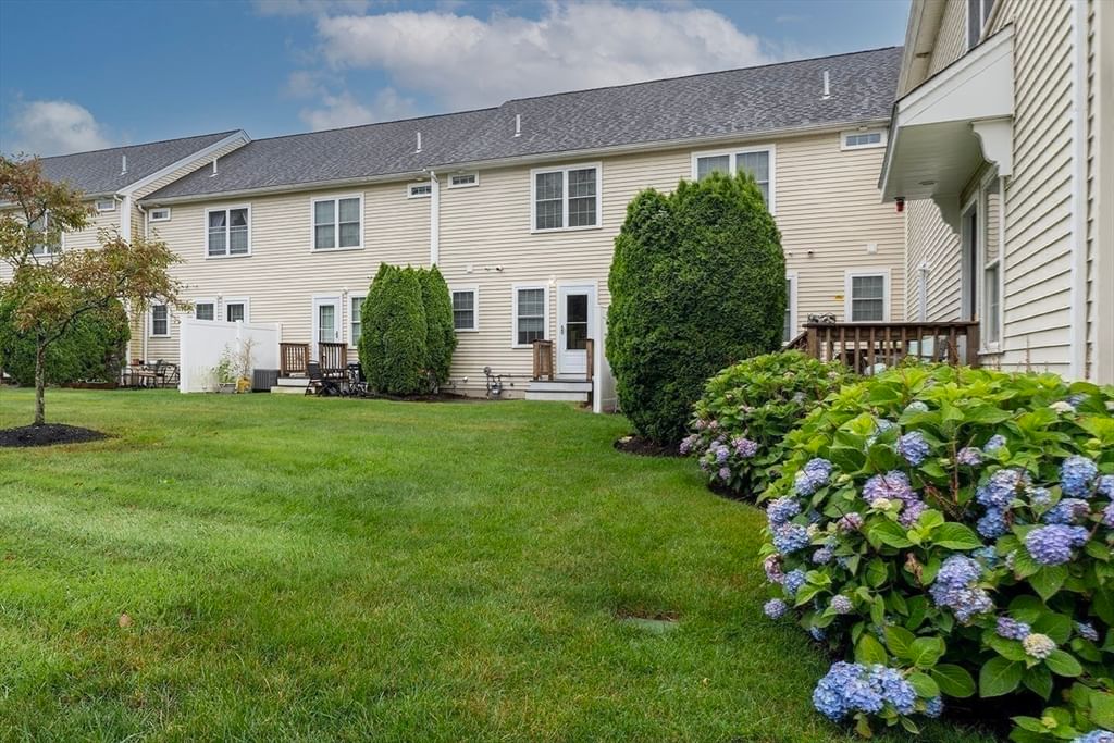 99 Boxberry Ln #99 Rockland — Photo 19 of 25