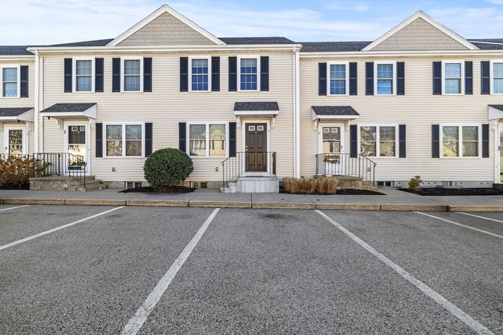 99 Boxberry Ln #99 Rockland — Photo 24 of 25