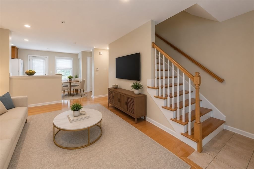 99 Boxberry Ln #99 Rockland — Photo 3 of 25