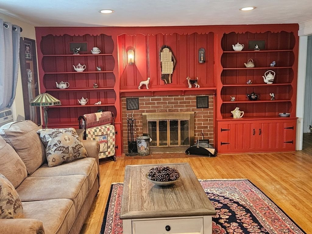 1042 Turkey St, Hardwick, MA 01082 photo 3
