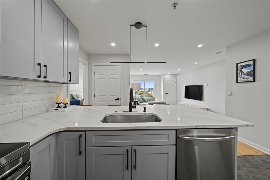 84 Aborn St #2403, Peabody, MA, 84 Aborn St #2403, Peabody, MA Photo #7