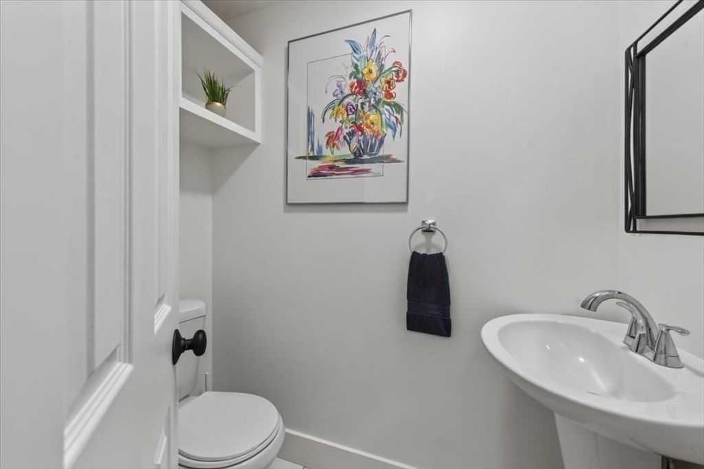 26 School St #210, Hull, MA, 26 School St #210, Hull, MA Photo #8