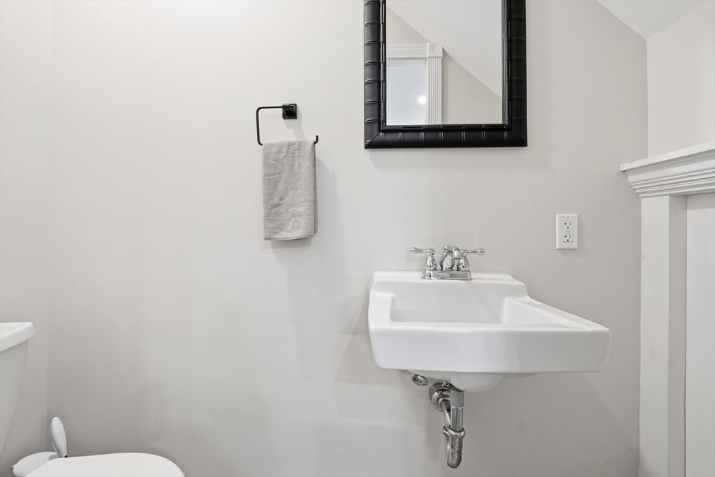 330 Sterling #B8, West Boylston, MA 01583 photo 3