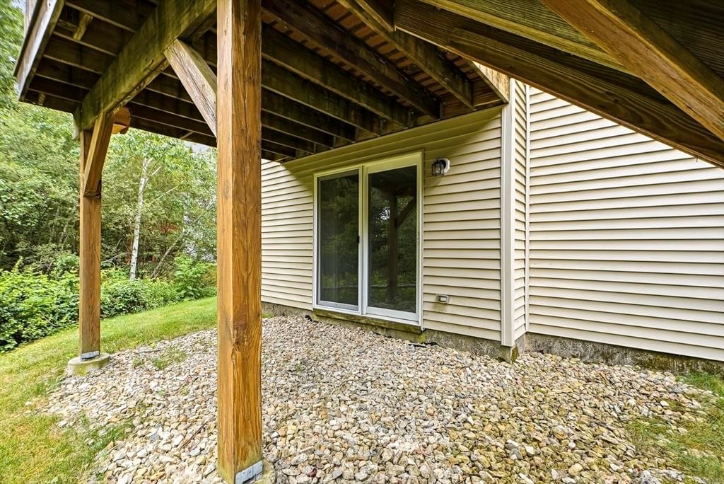 46 Tulip Cir. #46 Grafton — Photo 36 of 41