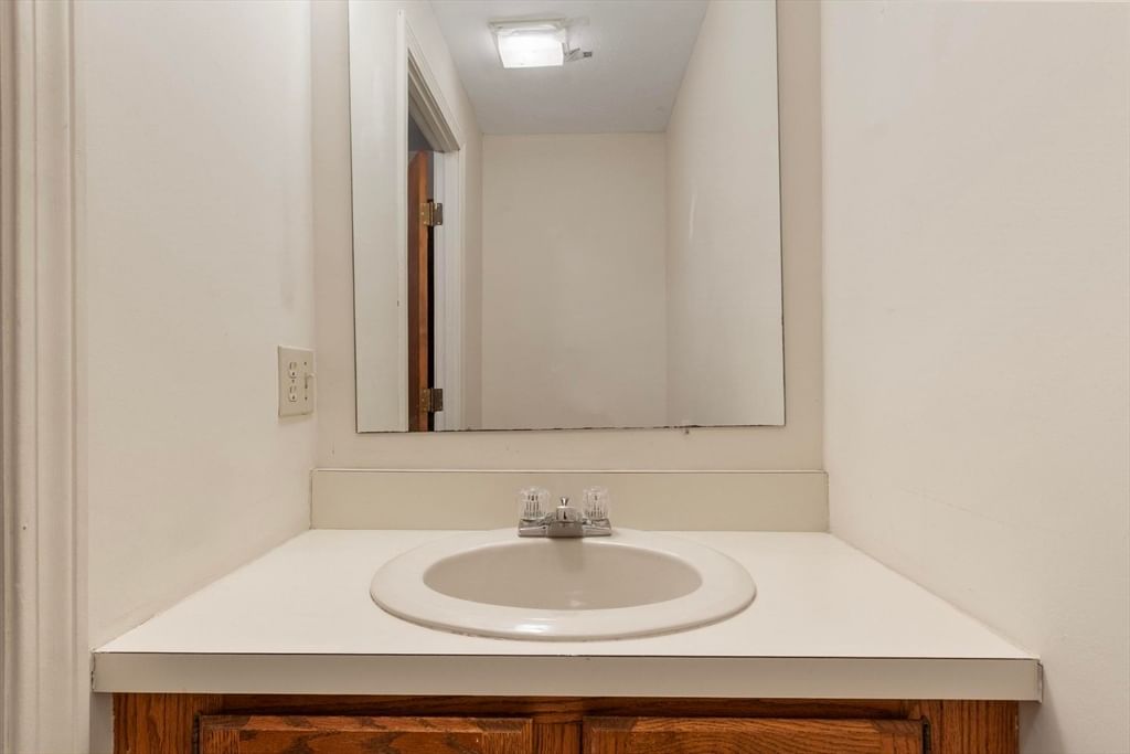 119 Cortland Cir #119 Leominster — Photo 17 of 33