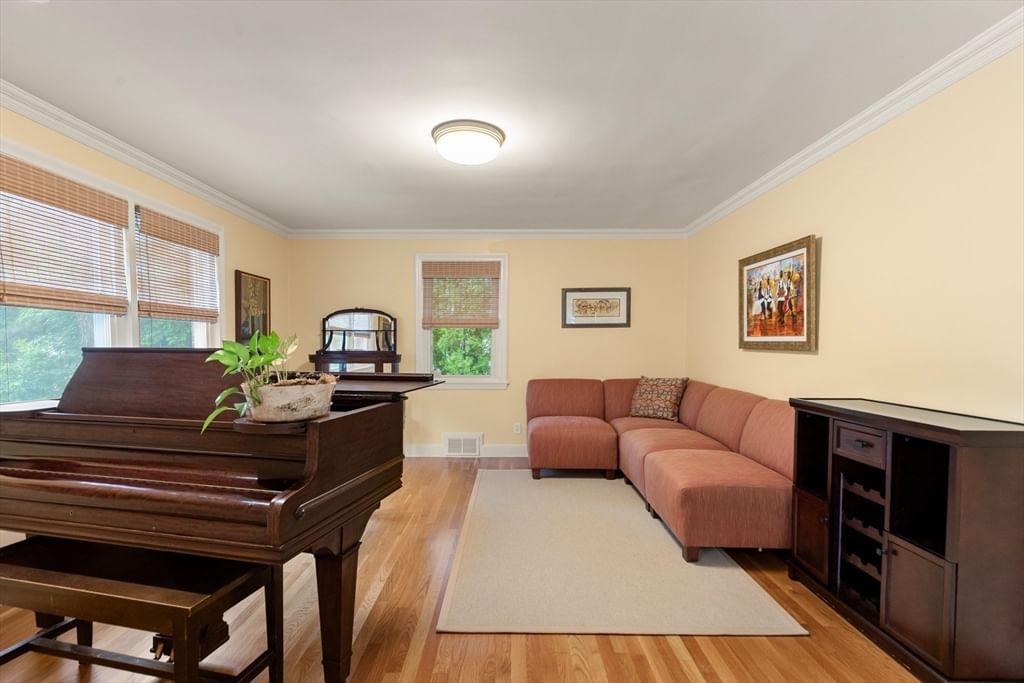 1 Dawes Rd, Lexington, MA, 1 Dawes Rd, Lexington, MA Photo #13