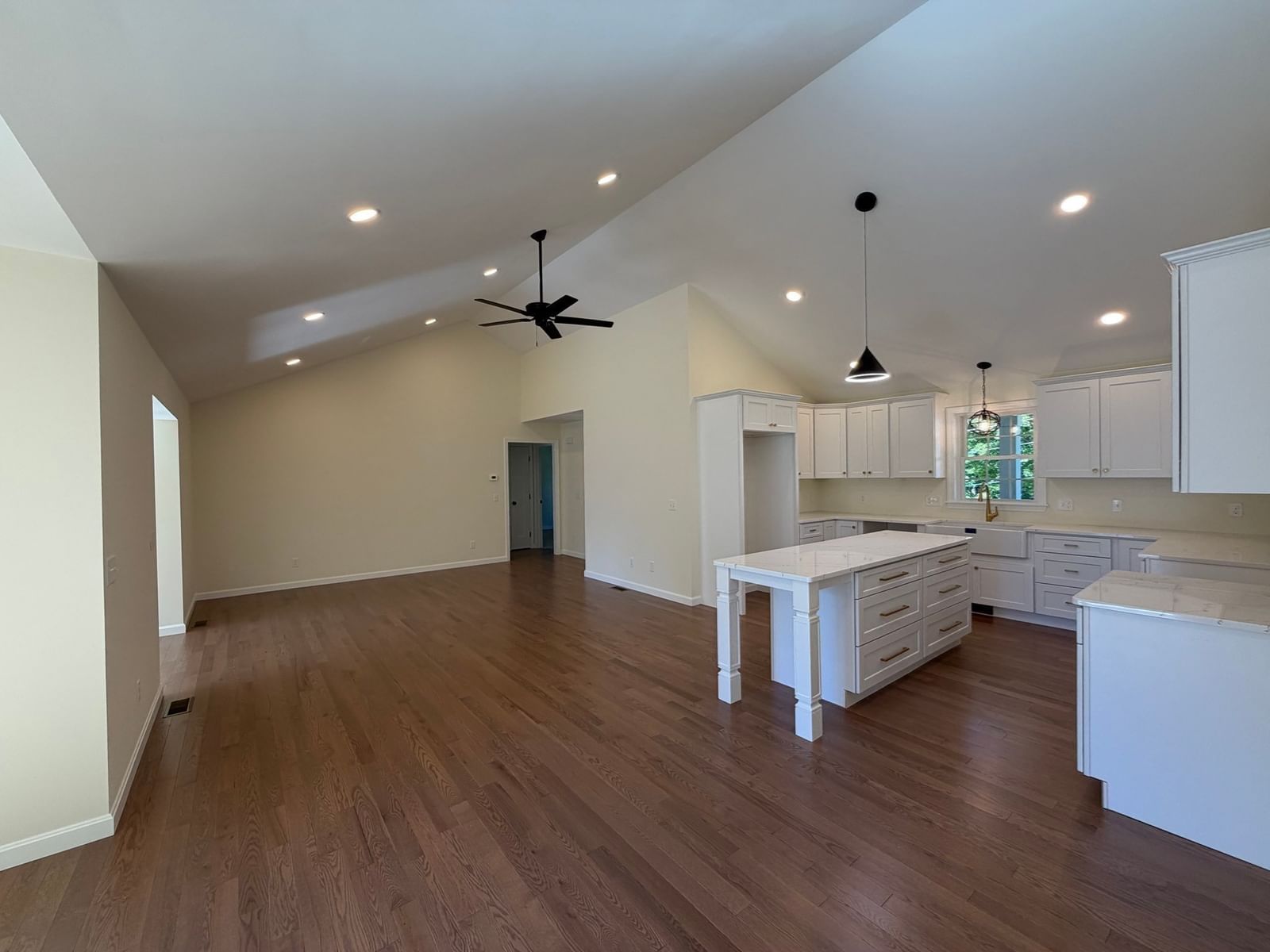 20 Highland Ave West Boylston — Photo 8 of 37