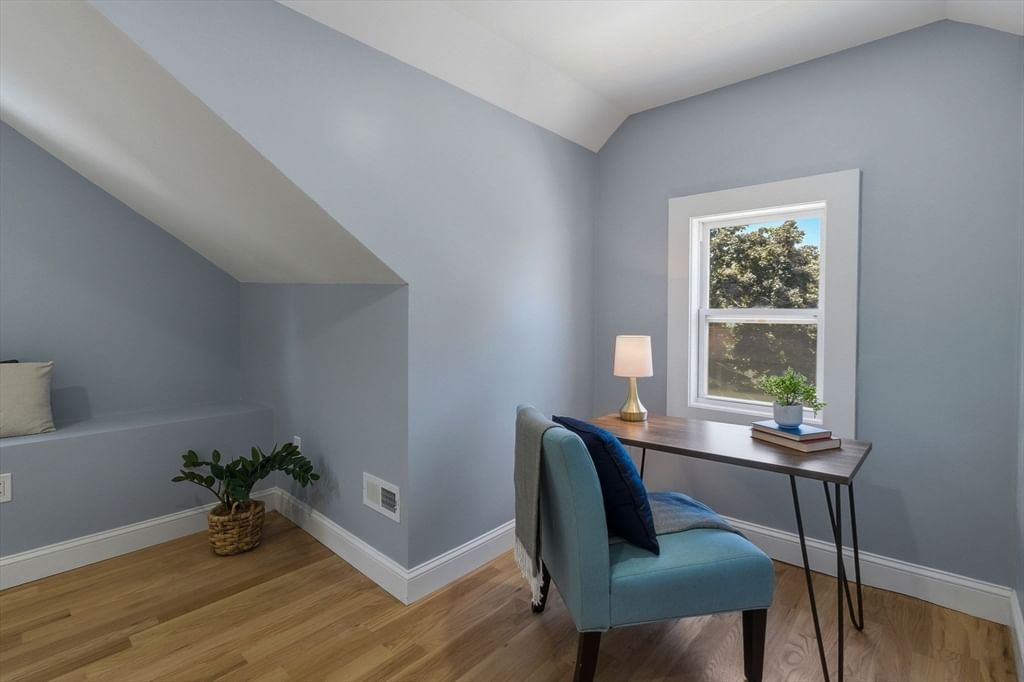 6-8 Linden Rd, Melrose, MA Photo #24