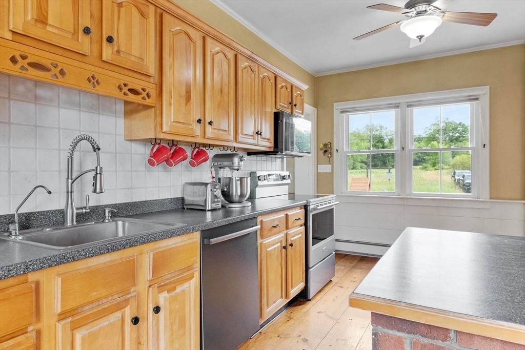 69 Winchendon Rd, Royalston, MA, 69 Winchendon Rd, Royalston, MA Photo #5