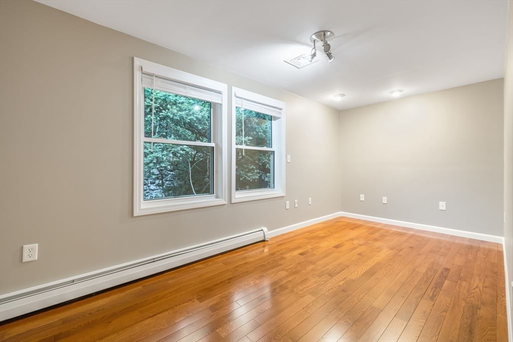 22 Bracebridge Road Newton — Photo 25 of 39