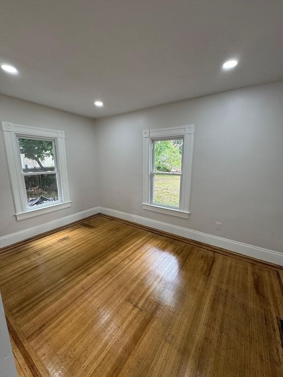 86 Amherst St Springfield — Photo 18 of 38