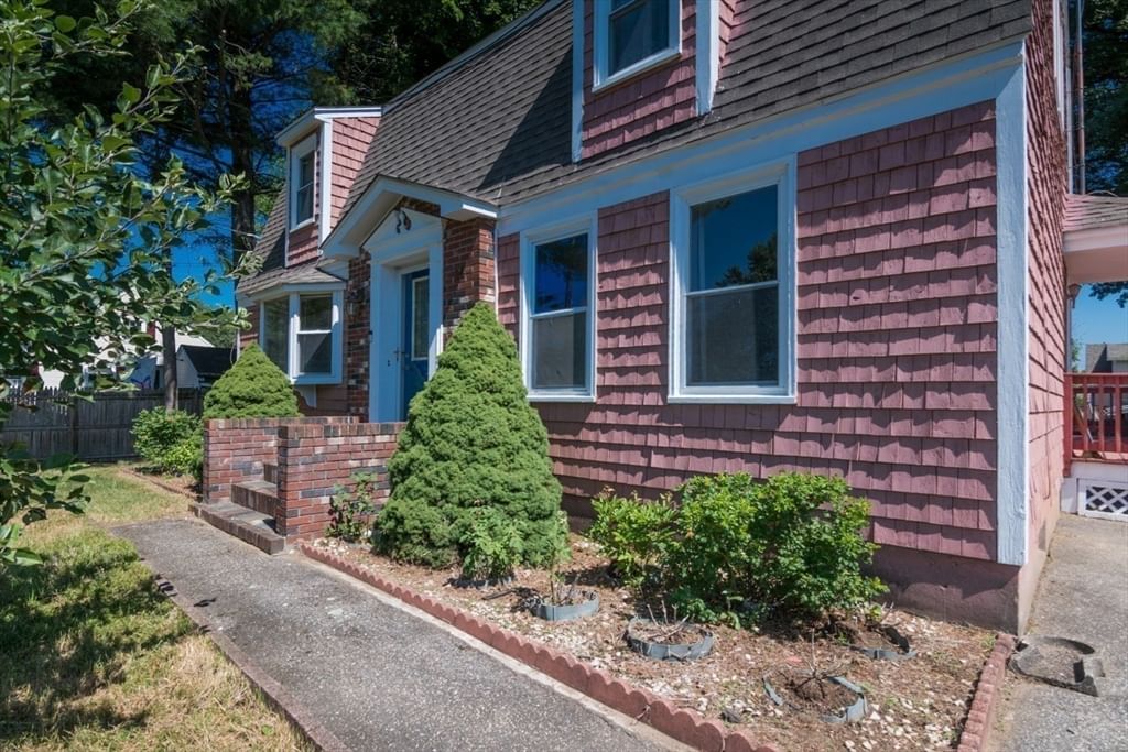 14 Bessbrook ST, Agawam, MA Photo #27