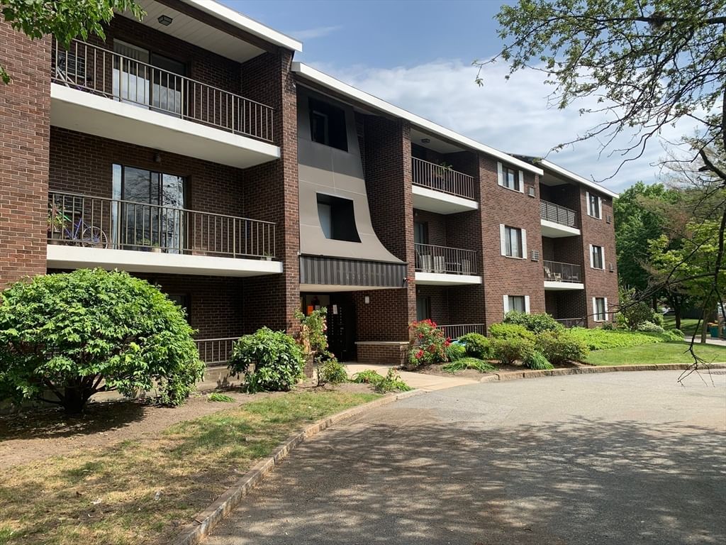 2300 Commonwealth Ave #2-1, Newton, MA, 2300 Commonwealth Ave #2-1, Newton, MA Photo #9