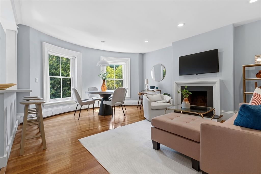 Photo of 32 Union Park, Boston, MA