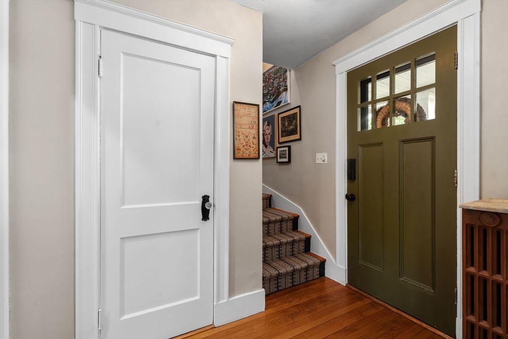 94 Town Hill St, Quincy, MA Photo #6
