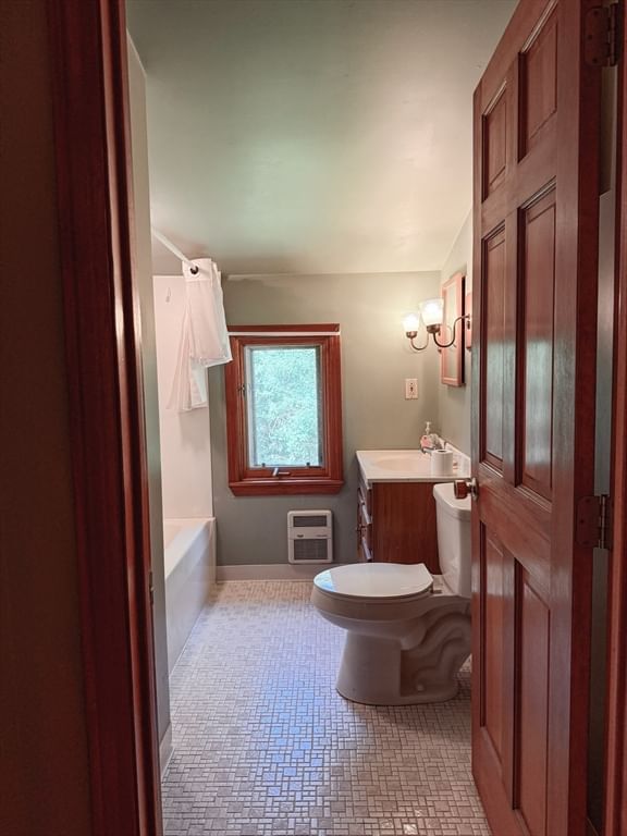 392 Mashapaug Rd, Holland, MA 01521 photo 4