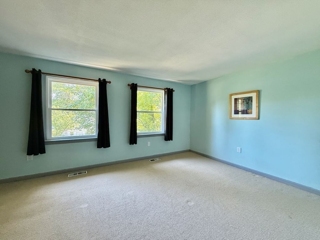 162 Prospect Ave #7 Northampton — Photo 11 of 22
