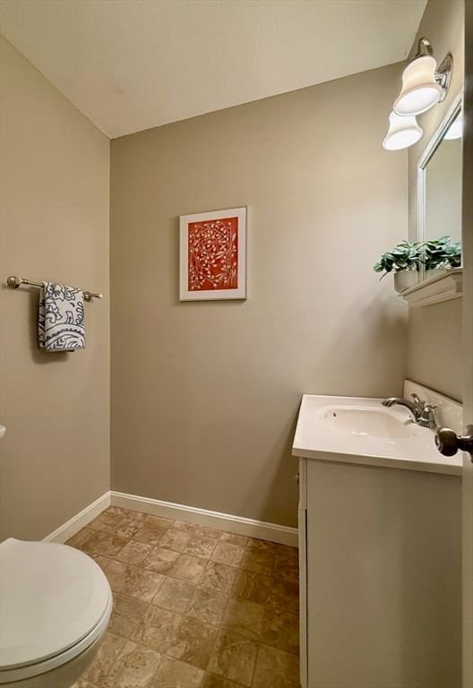 162 Prospect Ave #7 Northampton — Photo 8 of 22