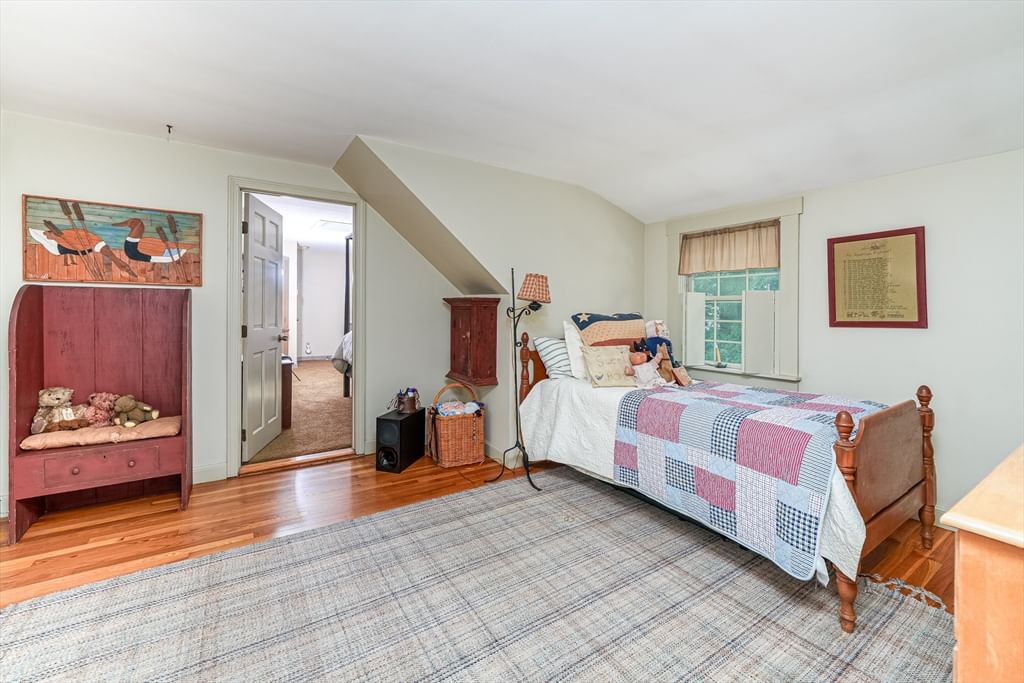 190 Congress St, Milford, MA 01757 photo 4