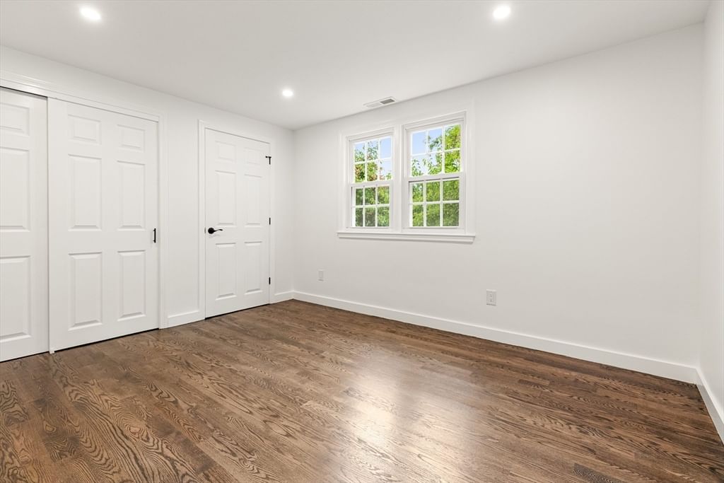 39 Mckinley Avenue, Lowell, MA 01851 photo 3