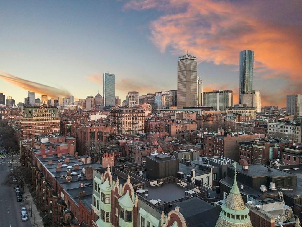 10 Charlesgate East #502 Boston — Photo 21 of 33