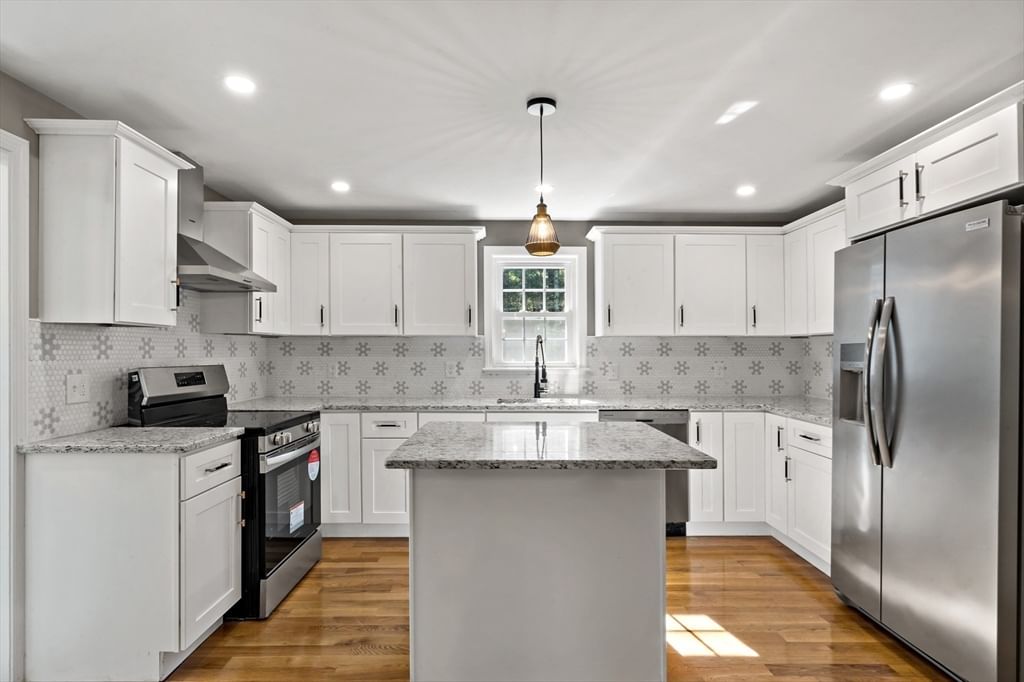 25 Thomas Blanchard Dr, Plympton, MA Photo #12