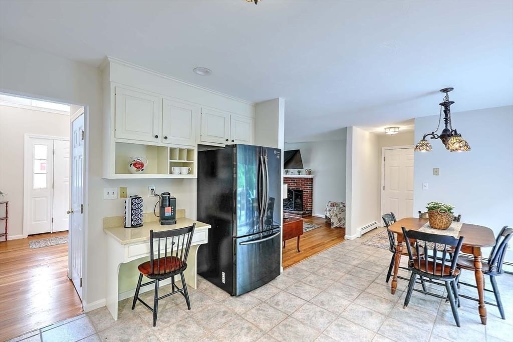 1 Greenwood Dr, Millis, MA Photo #18