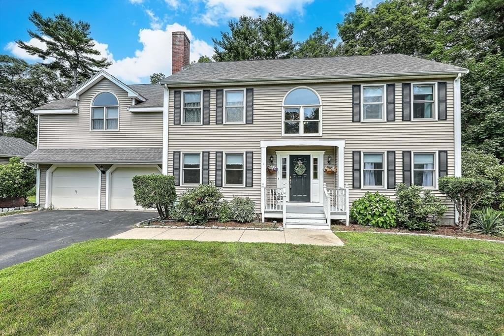 1 Greenwood Dr, Millis, MA Photo #5