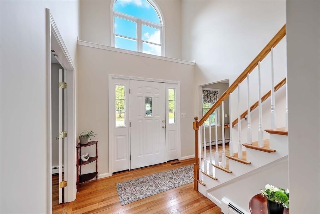 1 Greenwood Dr, Millis, MA Photo #9