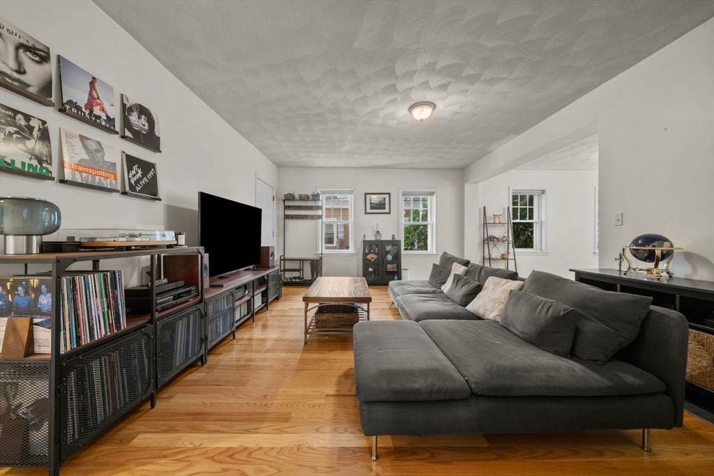 55 Cherry St #1 Chelsea — Photo 10 of 34