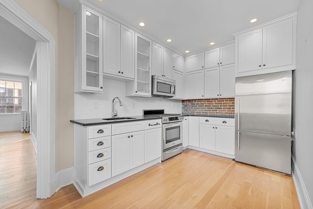 132 Myrtle St #2, Boston, MA, 132 Myrtle St #2, Boston, MA Photo #7