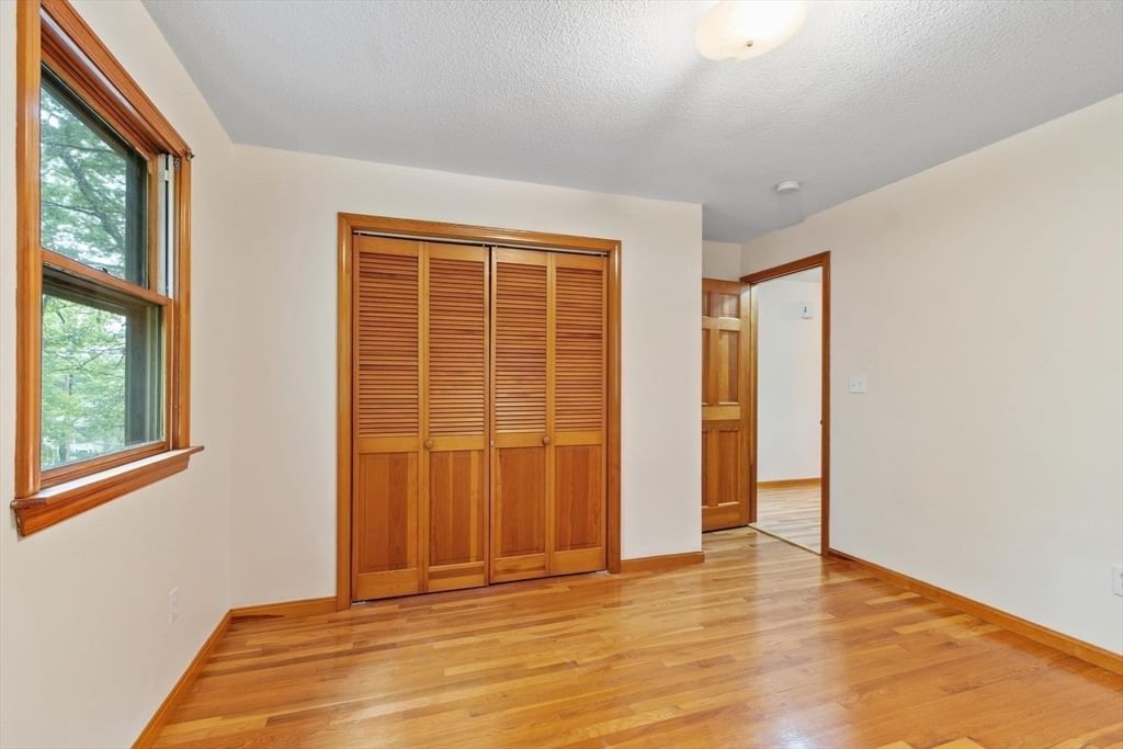 69 Lancaster Rd, Bolton, MA 01740 photo 4