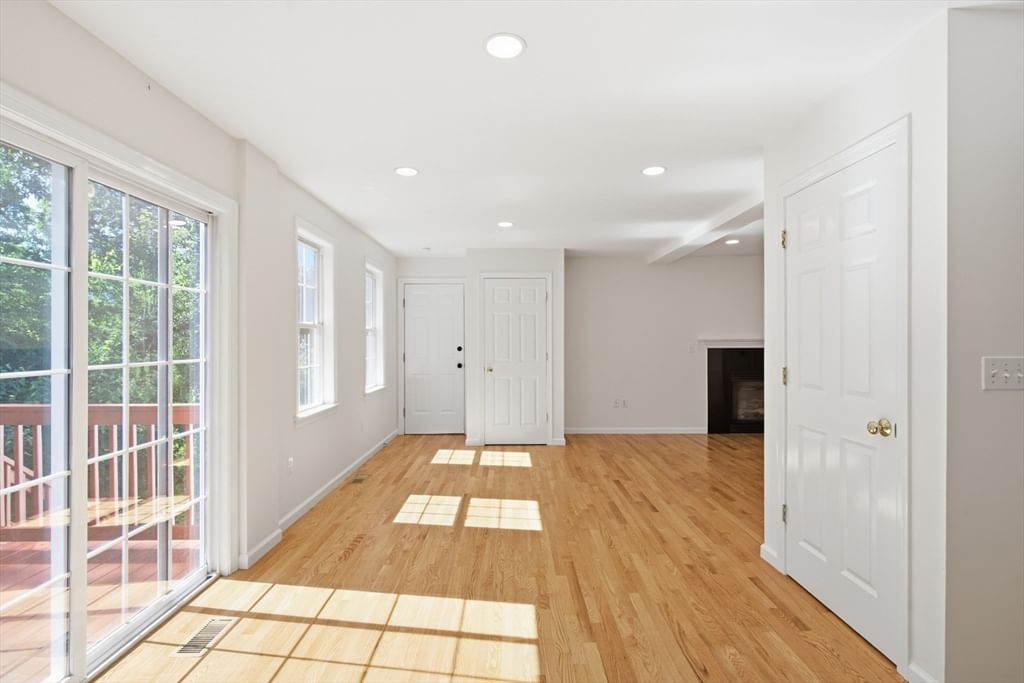 4 Azalea Circle Millbury — Photo 12 of 40