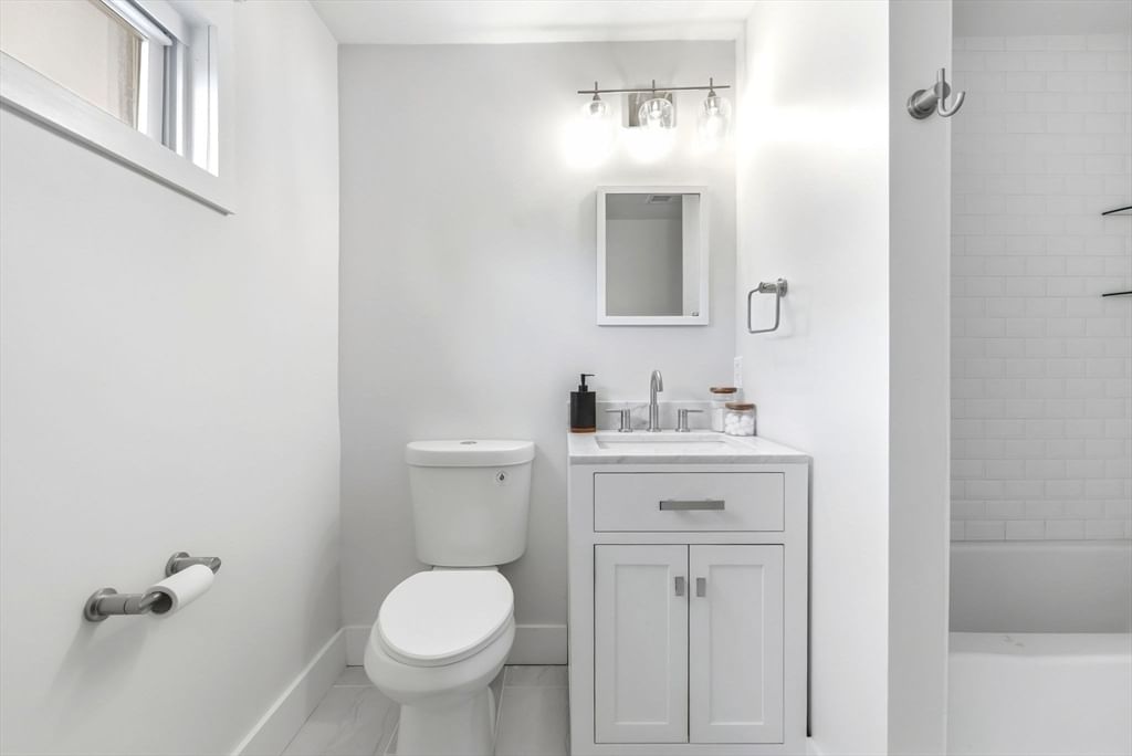 16 Clarkwood St ##3 Boston — Photo 18 of 25