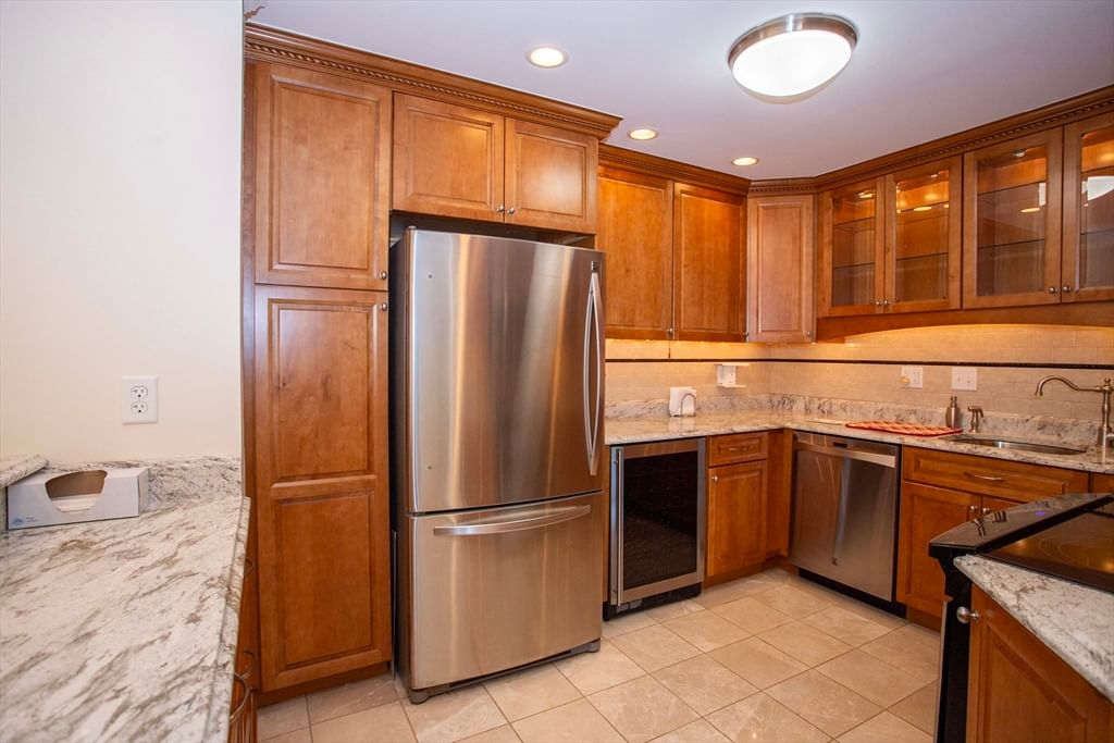 2 Summitt Dr #41, Reading, MA, 2 Summitt Dr #41, Reading, MA Photo #6