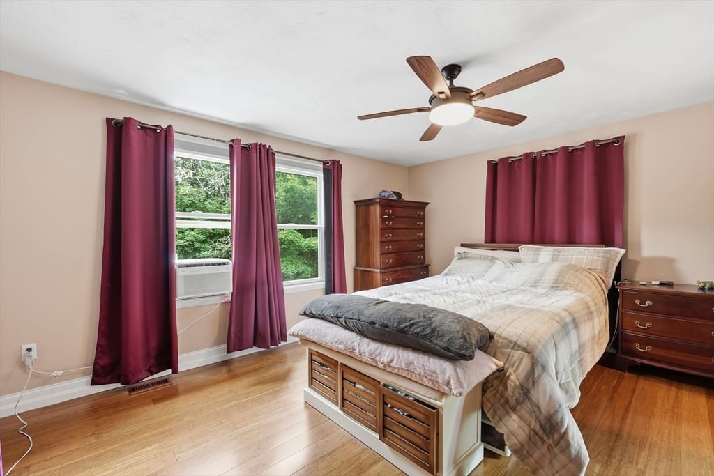 39 Stafford St, Charlton, MA 01507 photo 3