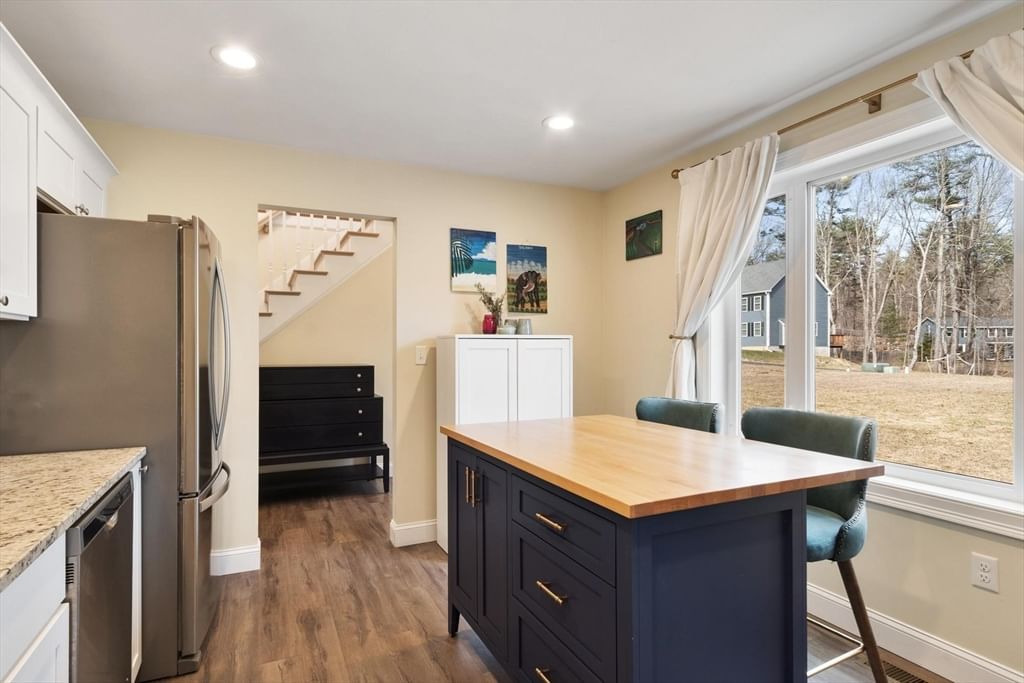 3 Pine Hill Way #3 Harvard — Photo 4 of 15