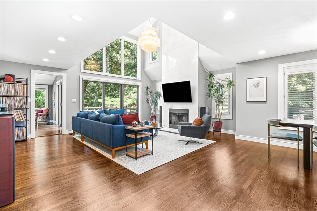 51 Hillside Dr #51, Wayland, MA Photo #2