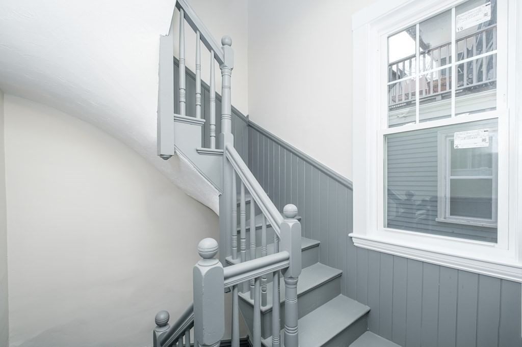 39 Perry St #1, Brookline, MA Photo #5