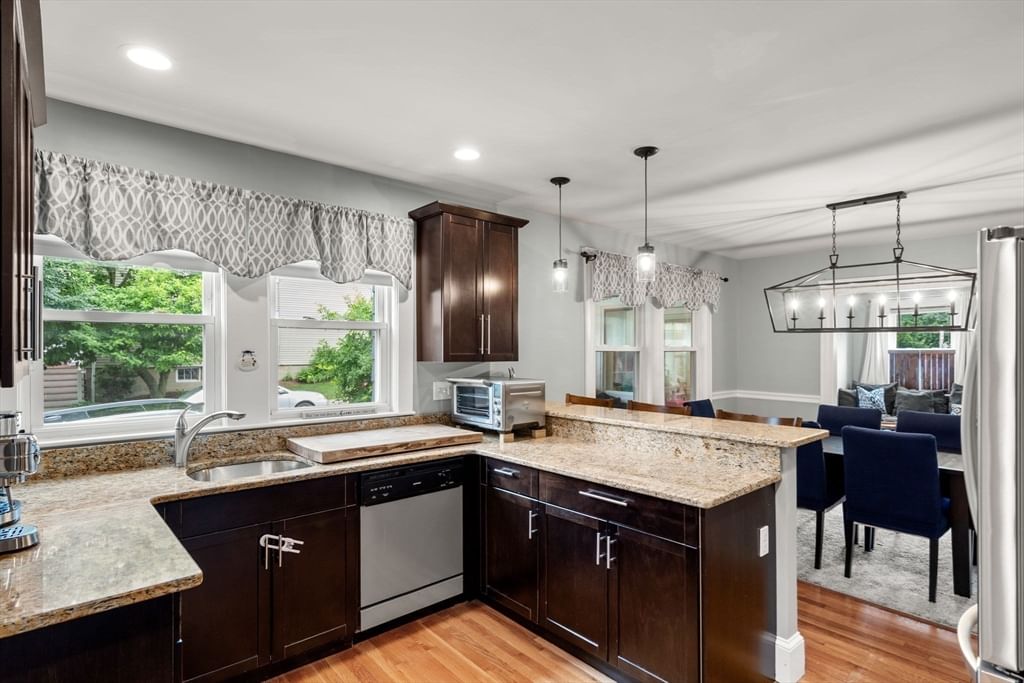 1504 Centre St #1, Boston, MA Photo #2