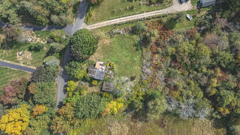 16 Low St Newbury — Photo 14 of 15