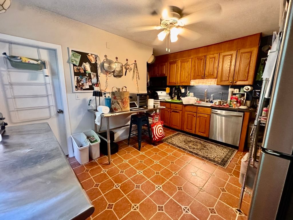 89 Burget Ave #2, Medford, MA, 89 Burget Ave #2, Medford, MA Photo #6